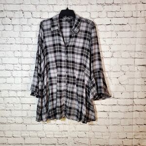 Torrid Black White Plaid Collared Tunic with Bell Cuff and Corset Back Size 2